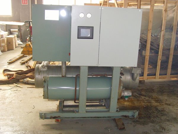 松山湖管委会酒店中央空调不停机清洗方法介绍